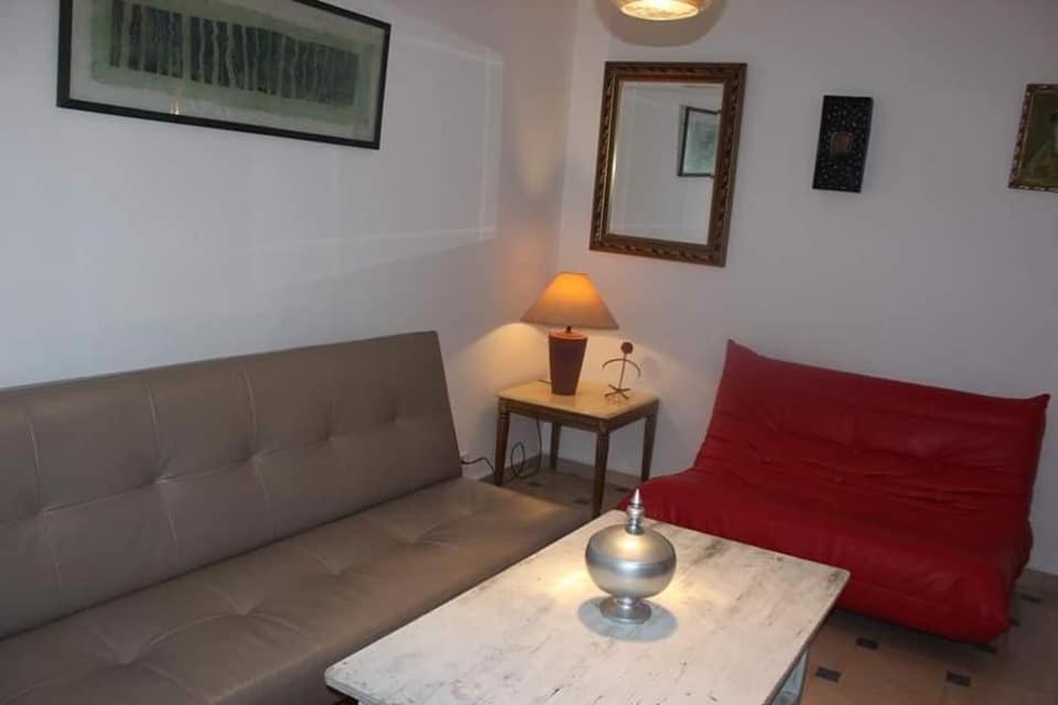 Alain Savary, Cosy Et Spacieux Au Centre De Apartment *